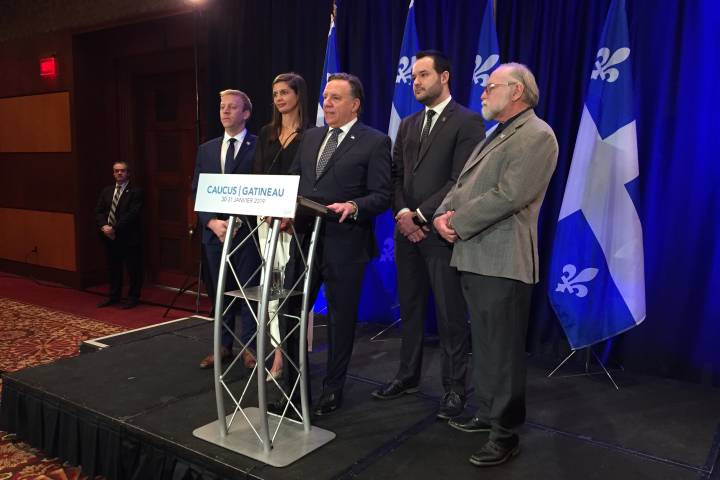 Quebec government to table ban on religious signs, mulls grandfather clause – Montreal