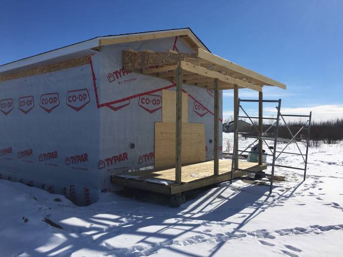 ‘Tiny homes’ provide shelter, job skills for central Alberta First Nation