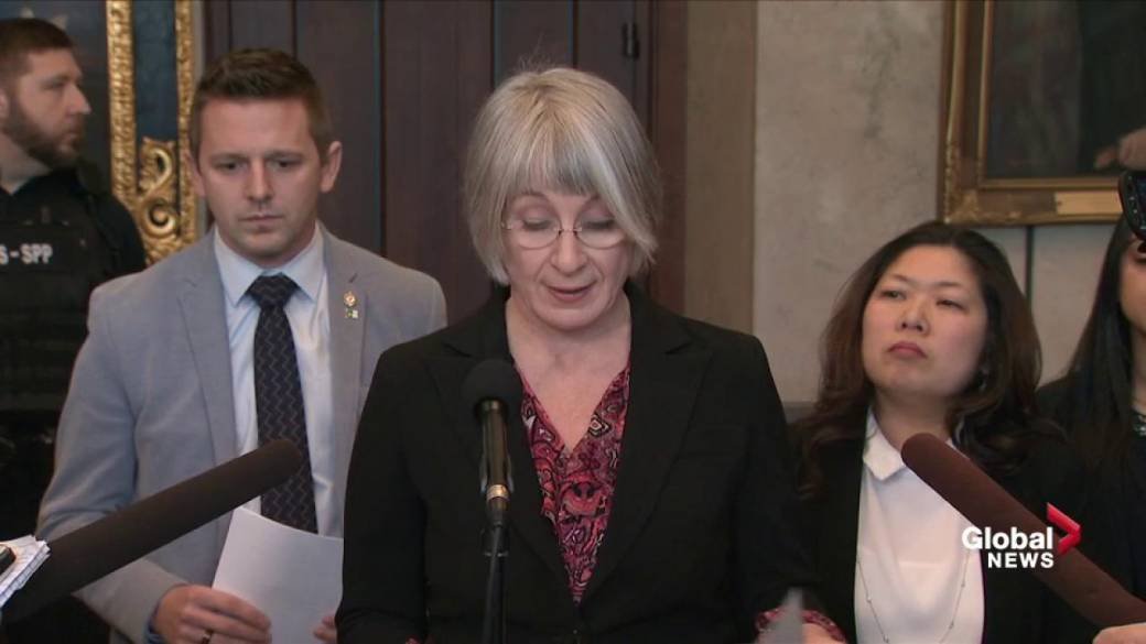 Click to play video: 'Ford is ‘trying to pull a fast one’ on Ontarians with budget cuts: Hajdu'